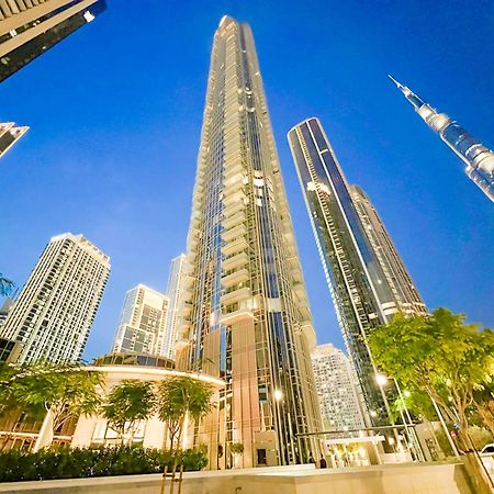 Downtown Luxury - Stunning Burj Khalifa & Sea View - 5 Minutes Walk To Dubai Mall Buitenkant foto