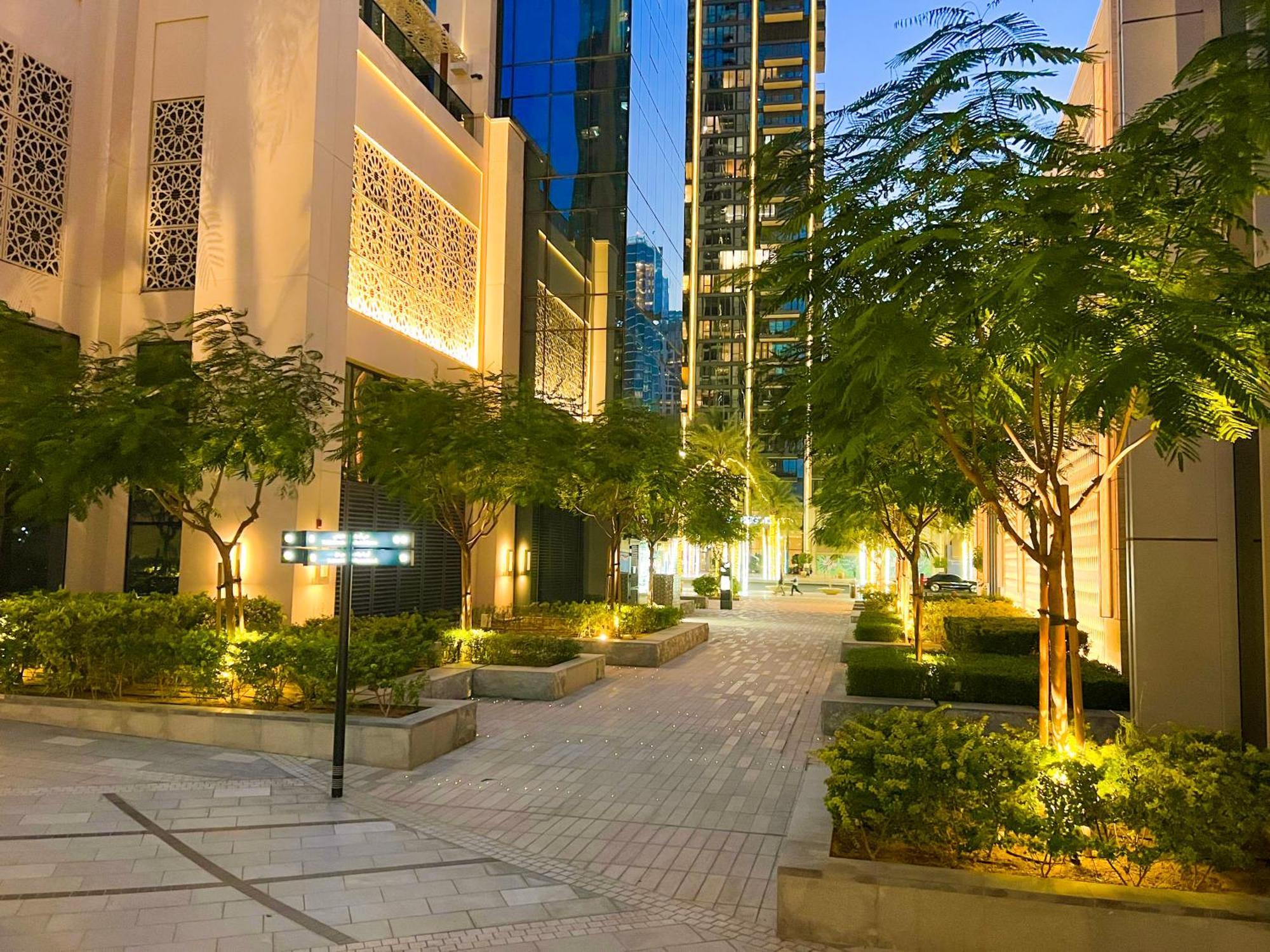 Downtown Luxury - Stunning Burj Khalifa & Sea View - 5 Minutes Walk To Dubai Mall Buitenkant foto