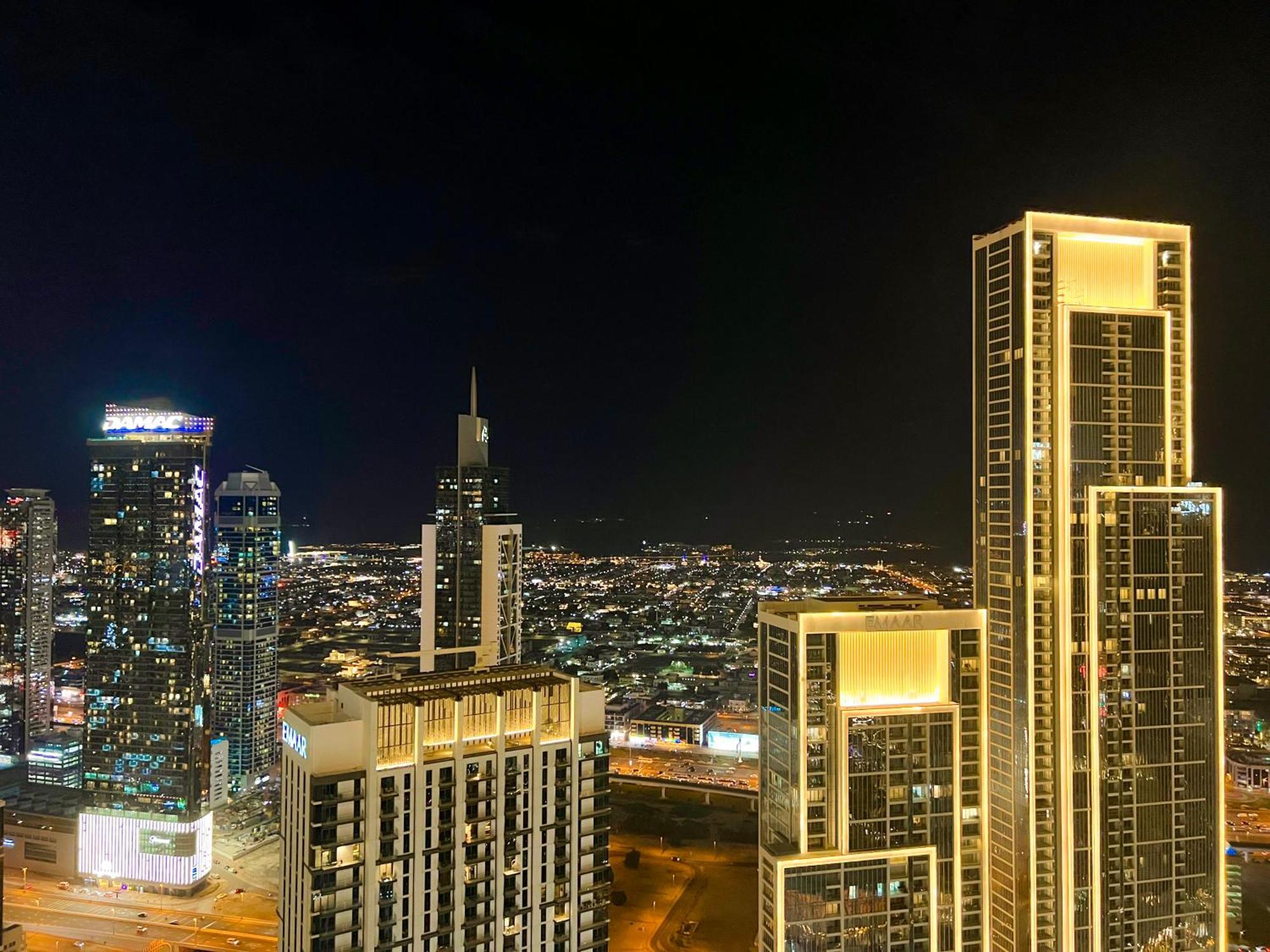 Downtown Luxury - Stunning Burj Khalifa & Sea View - 5 Minutes Walk To Dubai Mall Buitenkant foto