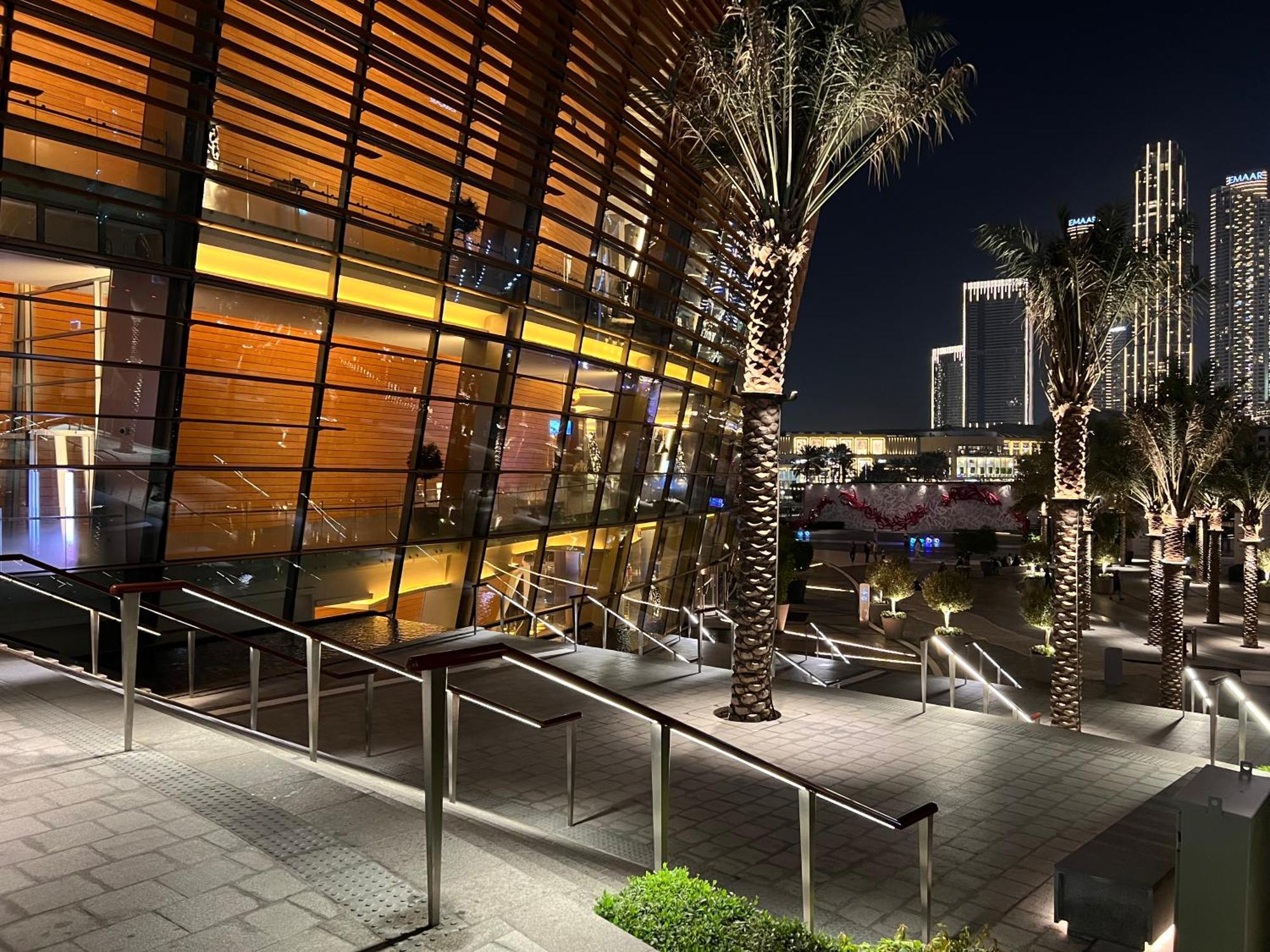 Downtown Luxury - Stunning Burj Khalifa & Sea View - 5 Minutes Walk To Dubai Mall Buitenkant foto